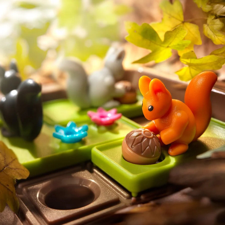 Smart Games: Squirrels Go Nuts! - Sliding Puzzle Game - 6yrs+