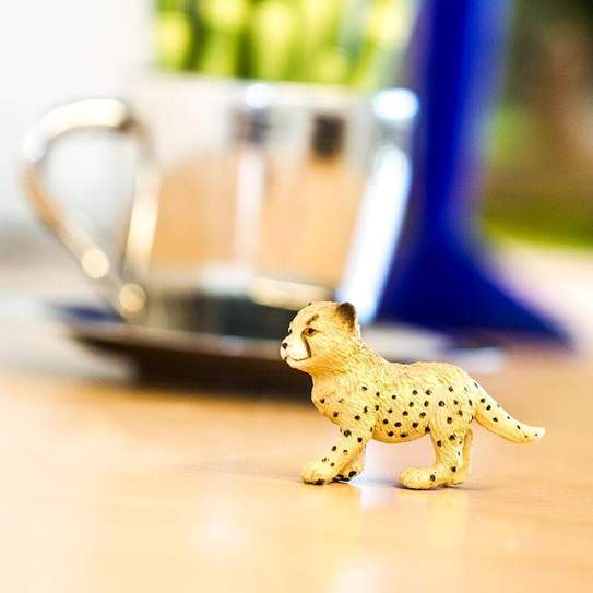 Cheetah Figurine, Figurines, Cheetah Gifts